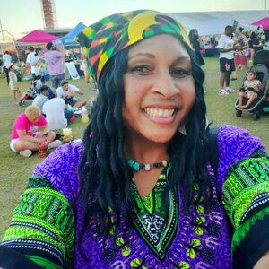 Meet your Posher, Rhonda